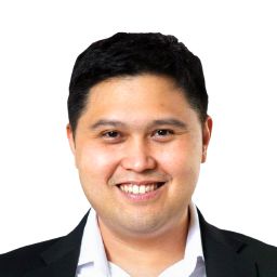 สุรนาม พานิชการ